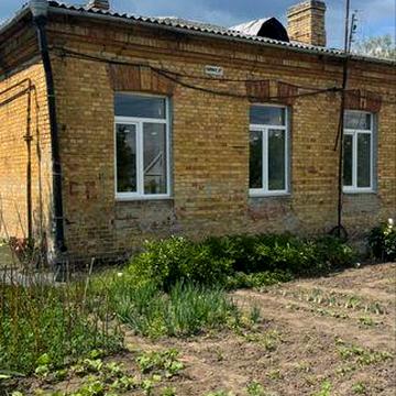 Продам квартиру в частині будинку