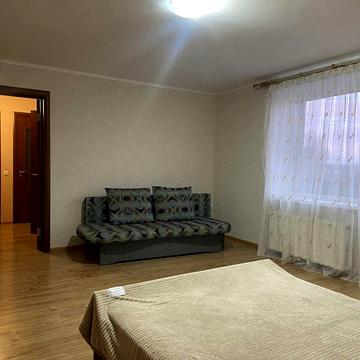 Оренда 1 к.кв в новому будинку з паркомісцем в ПЗР