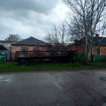 Приватний житловий будинок з присадибною ділянкою в селищі Компаніївка