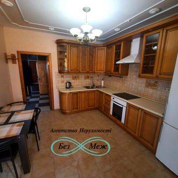 Бориса Гмирі вул., 2