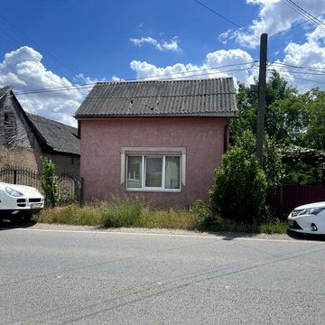 Продаж будинку з усіма комунікаціями + 10 сот