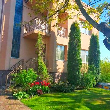 Продам Будинок в передмісті с Обарів 135 м2 4 кім 20 сот. 148 000