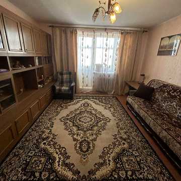 Продам 3-ком квартиру по ул. Незалежности (Калинина)