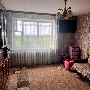Продам 2-кімнатну квартиру в центрі м.Пирятина.