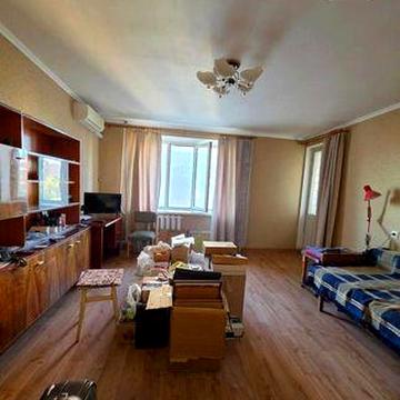 Продаю 2 к.кв 52 кв.,Шосейна 46,7/9,цегла