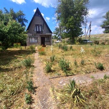 Продам Дачу.Кулеши р-н магазина "Дача". 11-сот.приватизированой земли.