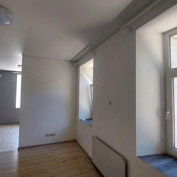 Продам 2-кімнатну квартиру. Вул.Вірменська,80.