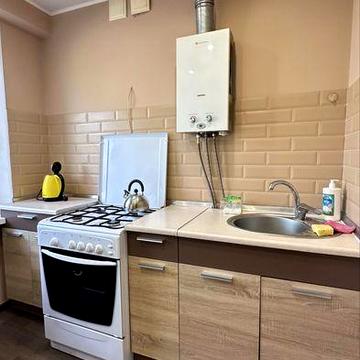 Оренда 1 к.кв. вул.Незалежної України! AN