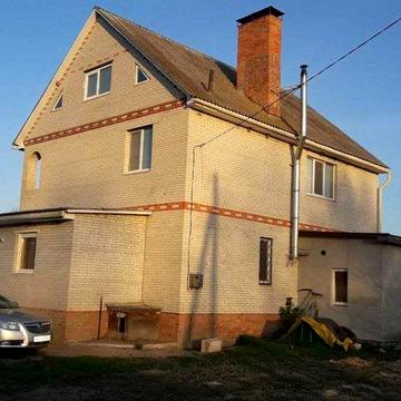 Продаж двоповерхового будинку с.Липняк