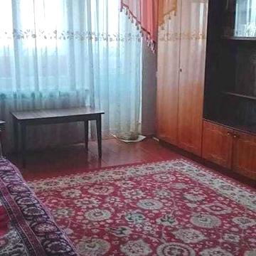 Продаю квартиру, 4-кімнатна, м. Корюківка, Чернігівська область