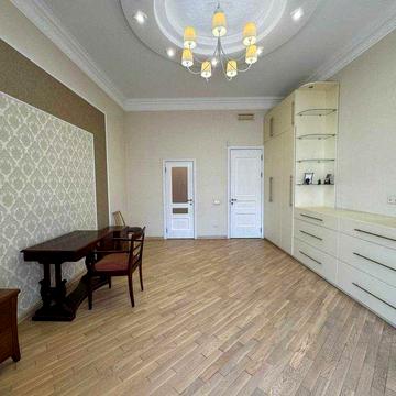 Продаж 3кім квартири вул. Івана Франка