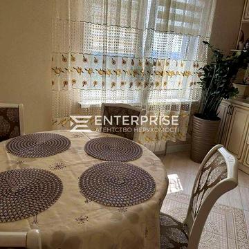Продаж 2к квартири з якісним ремонтом, ДВРЗ, вул Інженера Бородина