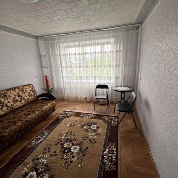 Оренда двохкімнатної квартири по вулиці Миколайчука від власника