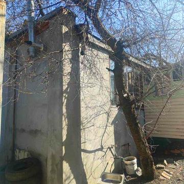 Продаж окремого будинку