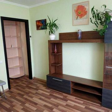 Здається 1 - кімнатна квартира
