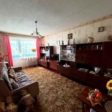 Продам 2-х кімнатну квартиру район військового містечка