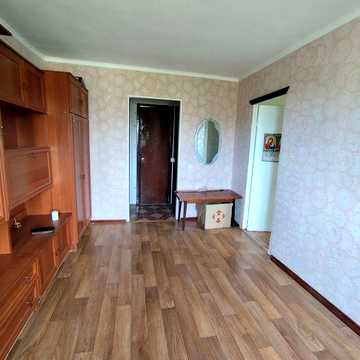 Продам 2-х кімнатну квартиру. Микрорайон Інгулець.