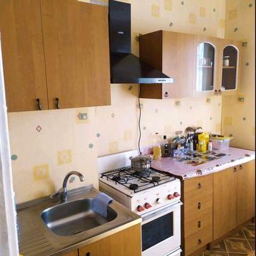 Продам 2х кімнатну квартиру, центр, вул.Курсова