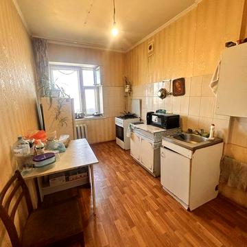 Продам 3-кімнатну квартиру в Борисполі, вул. Бабкіна, 12
