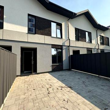 Просторий таунхаус 90 м² у чудовій локації – вул. Павленка!
