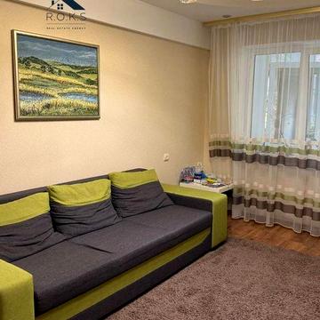 Продаж 2км. квартири вул. Максимовича