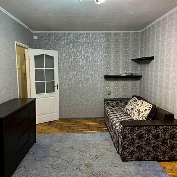 Однокімнатна квартира Космос зупинка Южний ринок