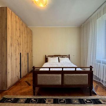 Оренда трикімнатної квартири