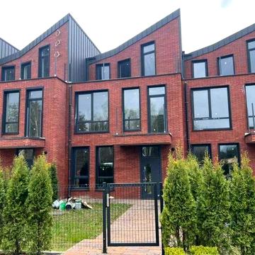 Продаж Таунхаус 130 м² біля лісу | Газ | Центральні комунікації | 4 кімнати