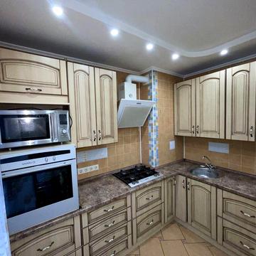 Сдам классную 1-ком квартиру на Глушко, таирова, газ, 4 этаж