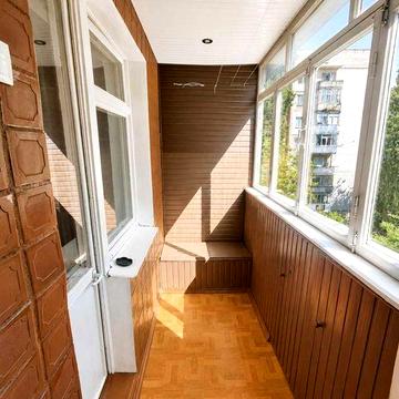 продаю 2х комнатную квартиру космонавтов (копейка)