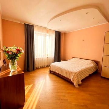 Продаж 2к Квартира Кравчука вулиця