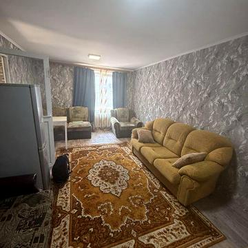 Центр. Здається 1-кімнатна квартира. Без останього місяця