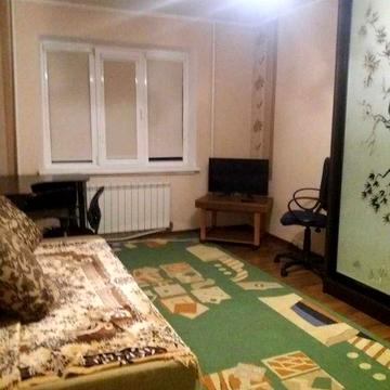 Здам 1к.кв.вул.Милославська 5 .4поверх 9ти.Газ