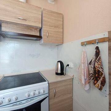 Сдам 2 квартиру метро Холодная Гора ул.Львовская(Пермская) ц12 т