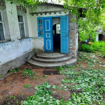 ПРОДАЄТЬСЯ ХАТА в Черкаській обл с.Залізнячка