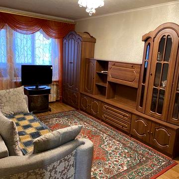 Сдам 1кв на Песках Автозавод 36 (Хозяин),
