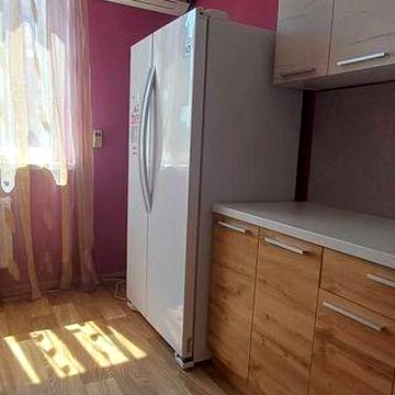 Здається 1 к кв м Виставковий центр