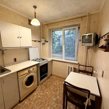 Здається в оренду 2 кімнатна квартира