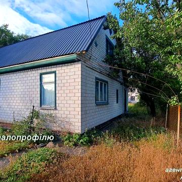 Дача с/т Труд 82м2 - 2 поверхи. Новий Дах. Центр Черкас 22 хв. на авто. Вулиця газифікована.