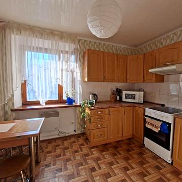 Продам 2к Центр Б.Хмельницького