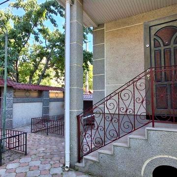 Аренда дома 230м2 на 5ти сотках, цокольный зтаж ЦСело 2