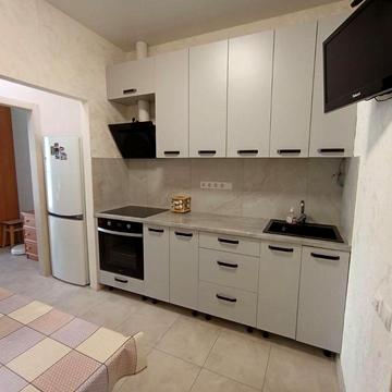 Продам 1 комнатную квартиру в новом ЖК . Продажа по программе.