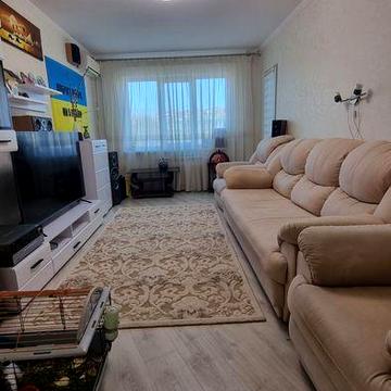 Продаж 3х кімнатної квартири мікрорайон Сонячний