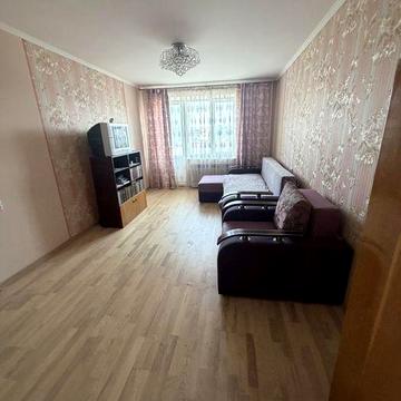 Продаж, вул. В. Симоненка, 2 кім, 6 пов., 58500$, 51м2