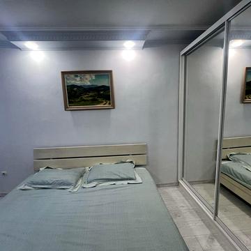 Продаж  квартири з євроремонтом .