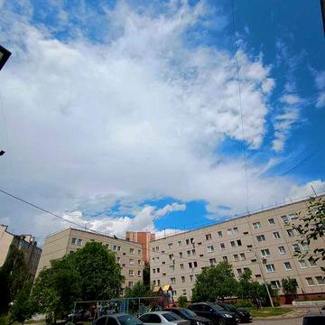 Продам трикімнатну квартиру в пасічній.Біля Обл.Лікарні(Німецькі будинки) Держпрограми