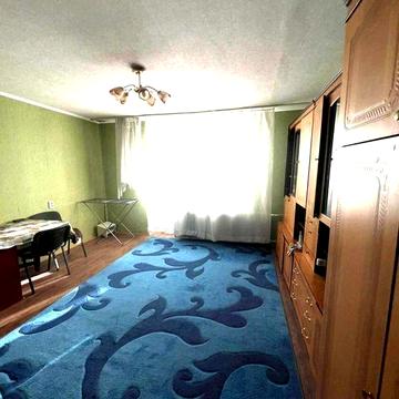 Продам 1-к квартиру Голосеєвський р-н  вул. Виставкова 12,  метро 16 хв пішки