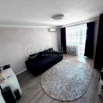 Продаж 1к з ремонтом Княжий Затон 14а