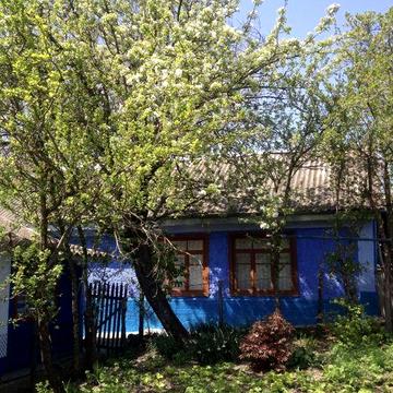 Продається гарна хата