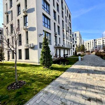 Продаж трикімнітноі квартири в новобудові